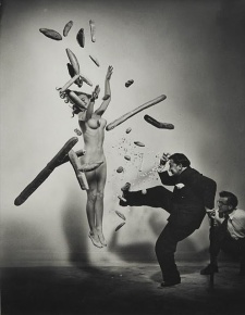 Halsman Dalì - Nude Popcorn, 1949