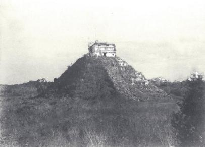 Chichen Itza, in Messico nel 1862 prima della pulizia e restauro