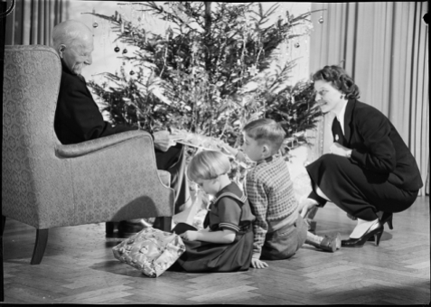 Natale sotto l'albero nel 1940