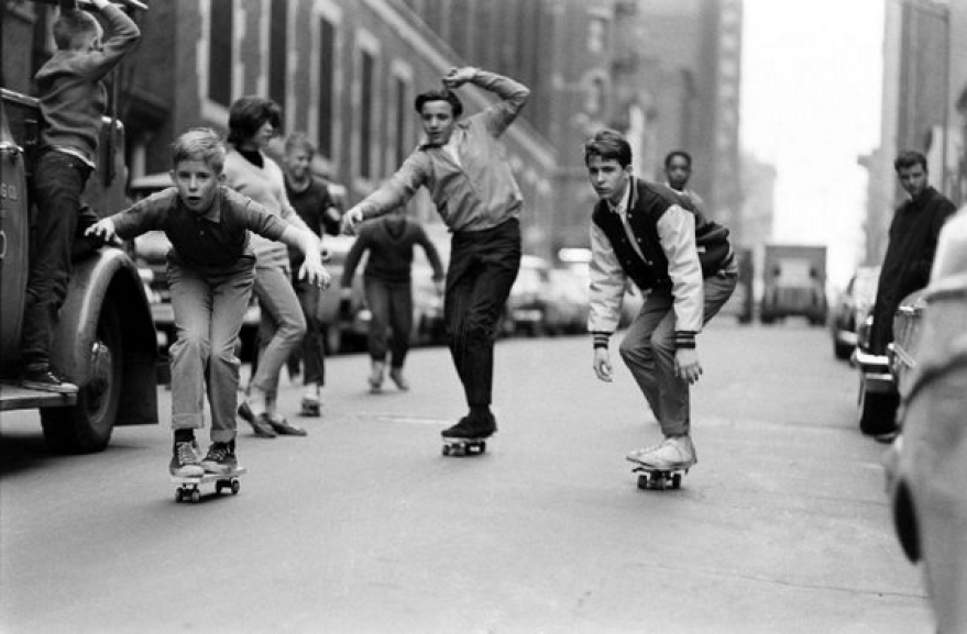 Bambini in skateboard a New York - 1965