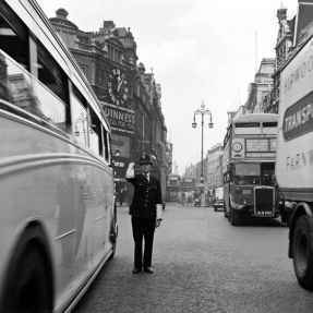 Sulle strade di Londra (fine anni '50)