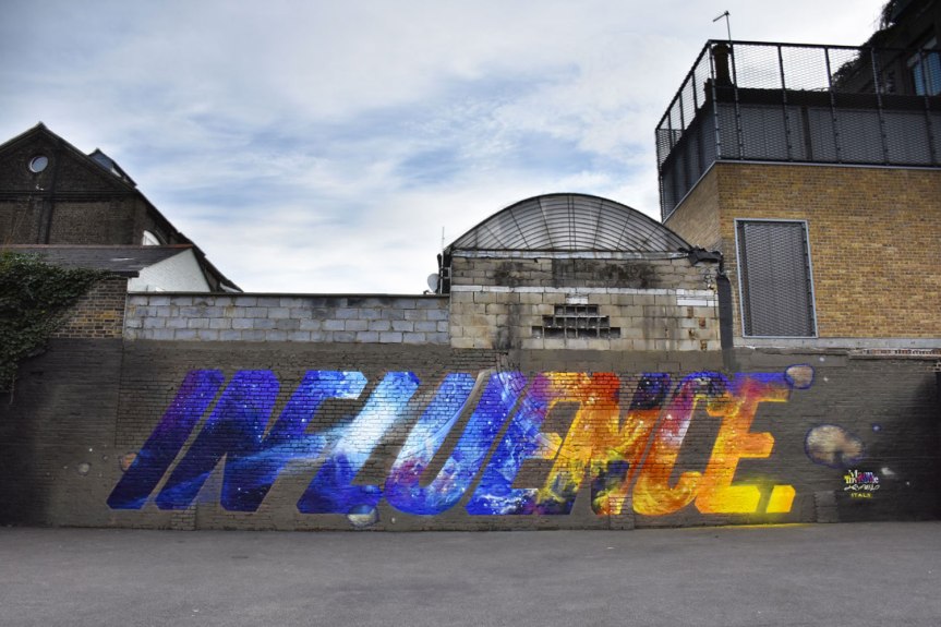 Manu Invisible - Influence - Spray and acrilic paint on brick wall 4x20 m - London 2017