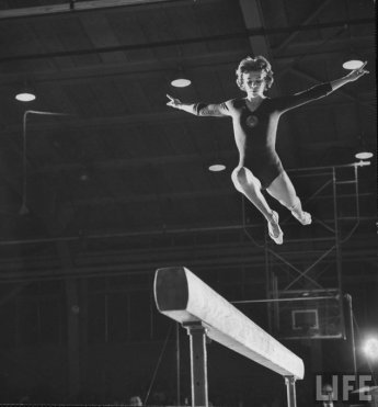 La ginnasta sovietica Larisa Latynina, 1961